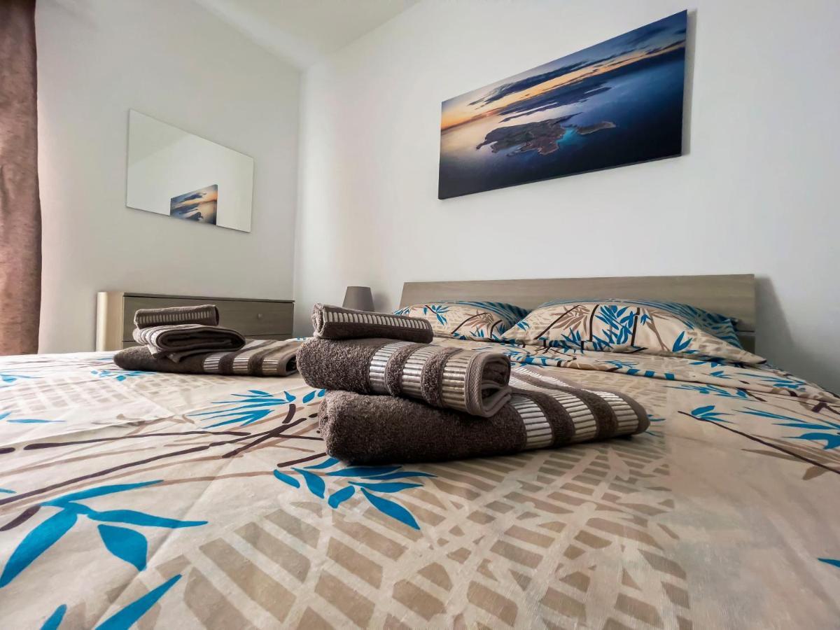 Close To Airport Apartment Zejtun Ngoại thất bức ảnh